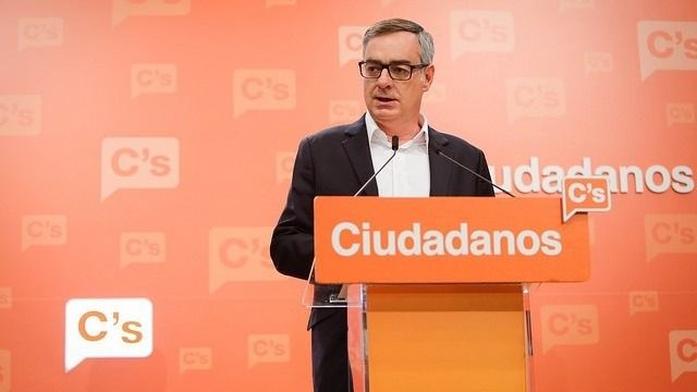 Ciudadanos pide a PP y PSOE un 'acuerdo de mínimos' tras la marcha de Sánchez