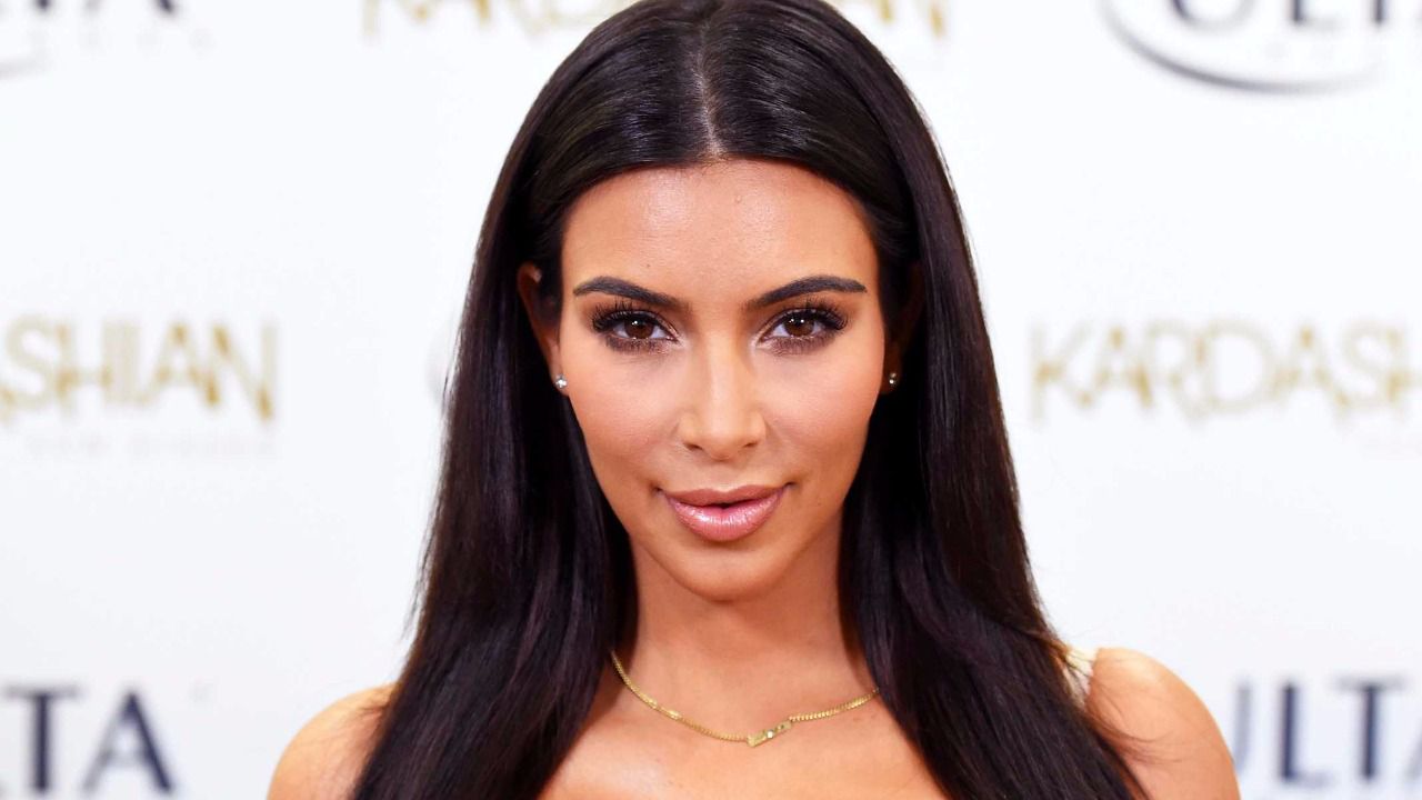 Kim Kardashian, asaltada a punta de pistola en París