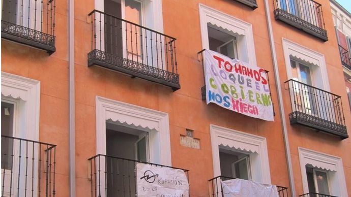 Todos los partidos, salvo Podemos, aprueban la Ley que agilizará los desahucios