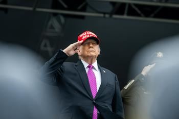 La parca, del lado de Trump