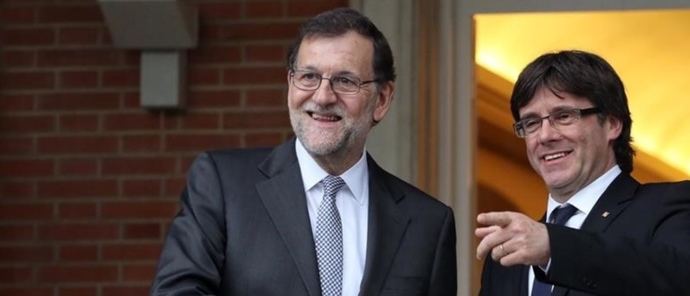 El último truco de Puigdemont: volver a España a la cárcel