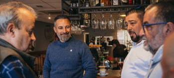 El poker que Abascal utiliza para ganar a Feijóo en la negociación