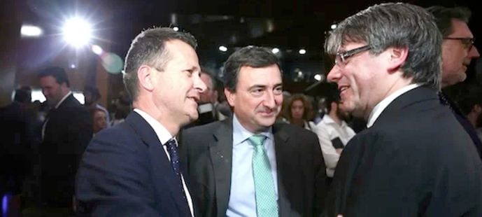 Esteban y Puigdemont pactan el fracaso de la OPA hostil del BBVA sobre Sabadell