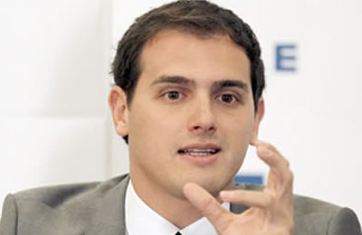 El PP bautiza a Albert Rivera (Ciudadanos) como "Naranjito"