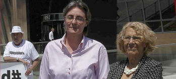 Manuela Carmena y Marta Higueras.