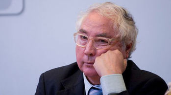 Manuel Castells, ministro de Universidades.