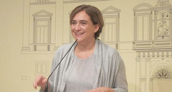 Colau se desmarca de la campaña electoral de las catalanas 