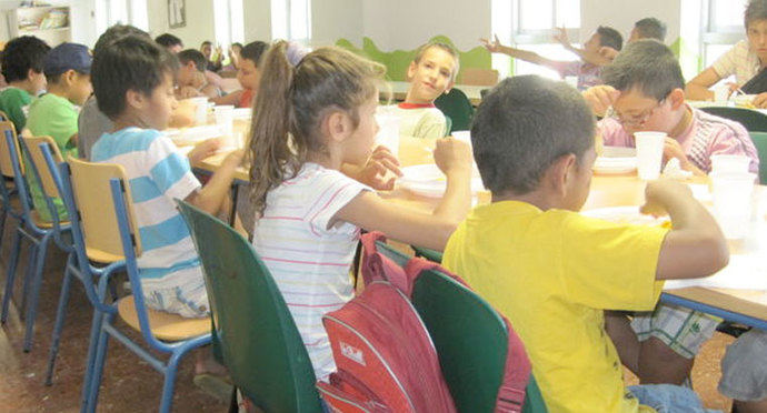 Medio millón de niños se quedará este verano sin beca comedor