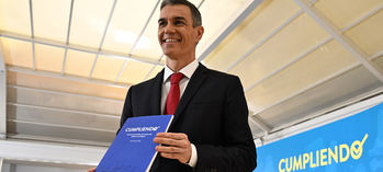 Todos quieren arrancar a Sáchez alguna “merced”