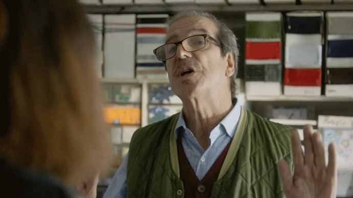El PSOE crea a 'don Mariano', que 'vende lo que no es' y dice 'no y no' al cambio