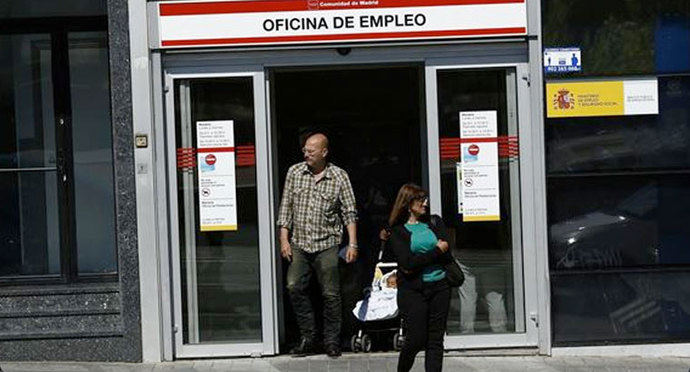 Cerca de 1,4 millones de desempleados llevan más de 3 años en paro 