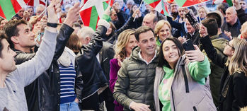 Euskadi: dos luchan por gobernar, uno por decidir y otros dos por sobrevivir