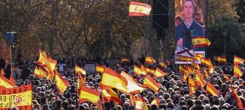 España vive sus sueños rotos mientras invoca a los dioses egipcios