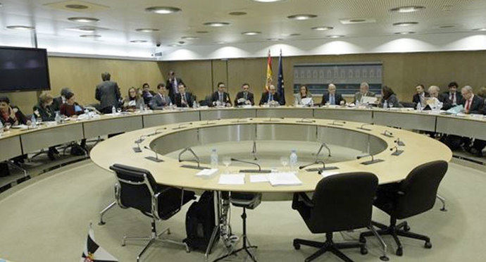 El primer examen de Hacienda a los gobiernos autonómicos será en julio 