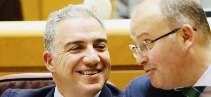 Los dos puños de Feijóo para lograr que Sánchez se rinda y haya elecciones