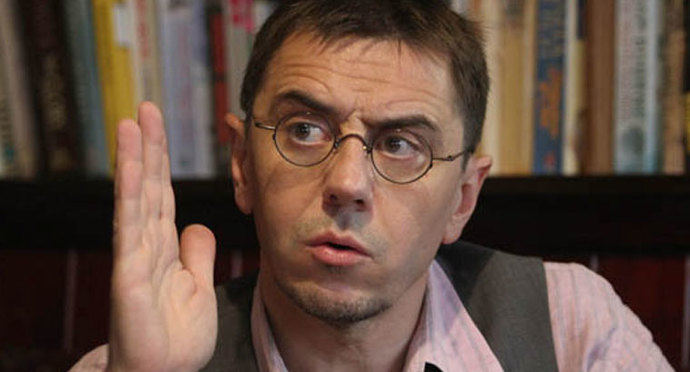 Monedero (Podemos) ve la independencia de Cataluña un sueño "no real"