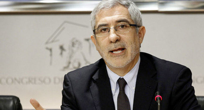 IU llevará al Gobierno a los tribunales si no facilita a los emigrantes poder votar 