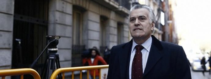 Bárcenas saca a pasear a 'la Familia Real' al hilo de sus cuentas en Suiza