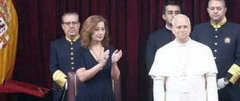 Ovación del Congreso al Papa por su defensa del diálogo pero durará muy poco