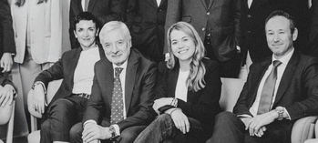 Bolloré y su “Equilibrio Ministerial” para crecer en España e influir en las elecciones generales