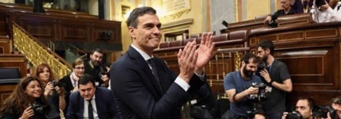 Pedro Sánchez prepara su primer Gobierno para ir a ver al Rey