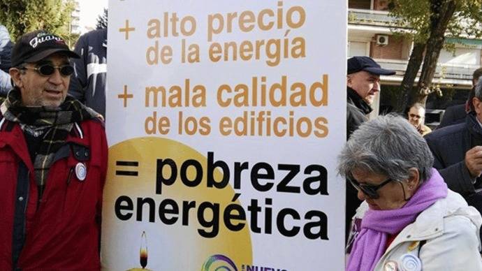 El Congreso vota si ordena al Gobierno prohibir cortes de luz a quien no puede pagarla