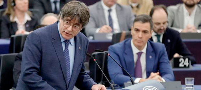 Puigdemont, el estorbo necesario que temen y aman Sánchez y Feijóo al mismo tiempo