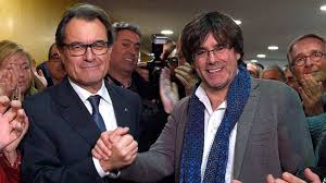 Artur Mas y su sucesor Carles Puigdemont.