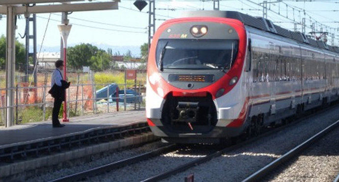 Veintisiete personas heridas al chocar un Cercanías en Bilbao