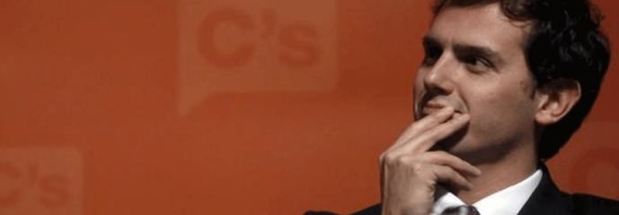 Rivera cabalga sobre la cresta de la ola catalana