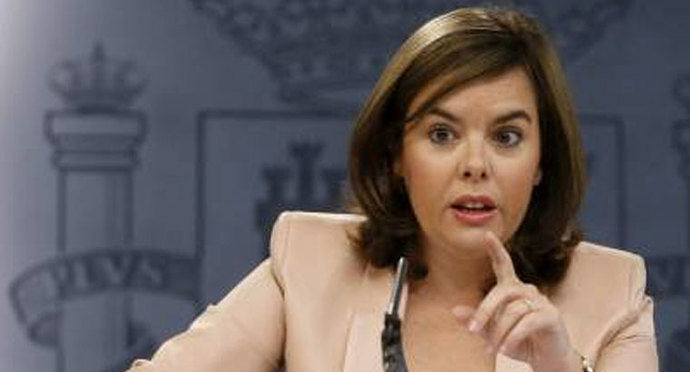 Sáenz de Santamaría ante las críticas de Aznar: 'Es momento de trabajar'