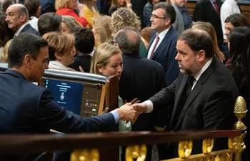 Oriol Junqueras y Pedro Sánchez en el Congreso.