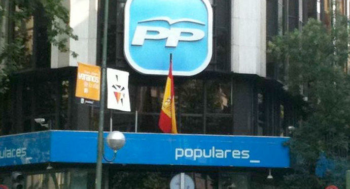 Anticorrupción exculpa al PP de un delito fiscal por la ´caja B´