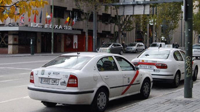 Los taxistas contraatacan, preparan una alianza internacional contra Uber