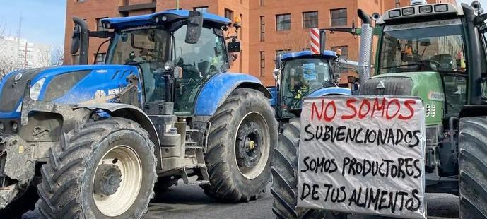 Los dos valencianos y el gallego ponen en pie de guerra al campo español